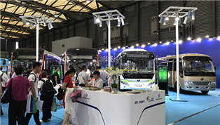 公交、團(tuán)體、BRT 宇通上演“重磅大咖秀”