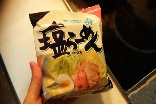 全球10大最?lèi)?ài)吃泡面的國(guó)家 韓國(guó)排第一