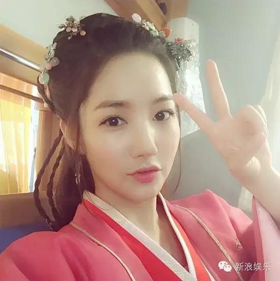 允兒招架不住古裝？韓國女星古裝LOOK一覽 誰贏了？