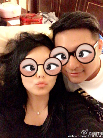 李湘搞怪照慶40歲生日 李湘搞怪照慶40歲生日