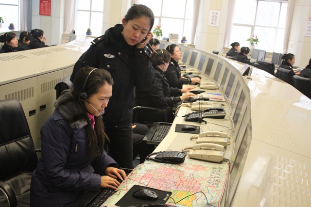 教育廣播女主播子楊現(xiàn)場(chǎng)體驗(yàn) 教育廣播女主播子楊現(xiàn)場(chǎng)體驗(yàn)