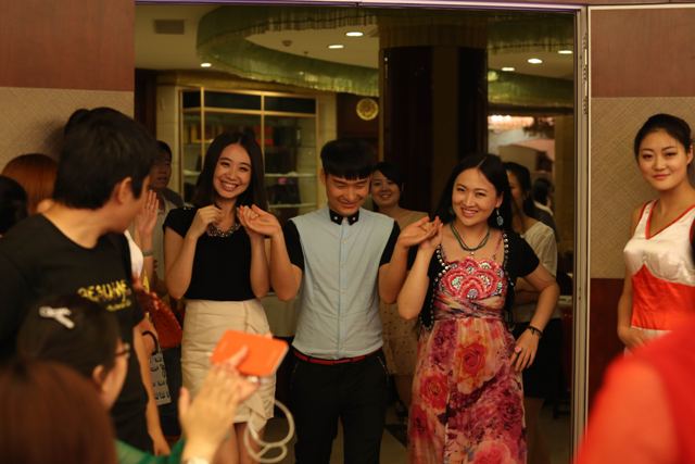 蔚藍(lán)、亞楠、安娜