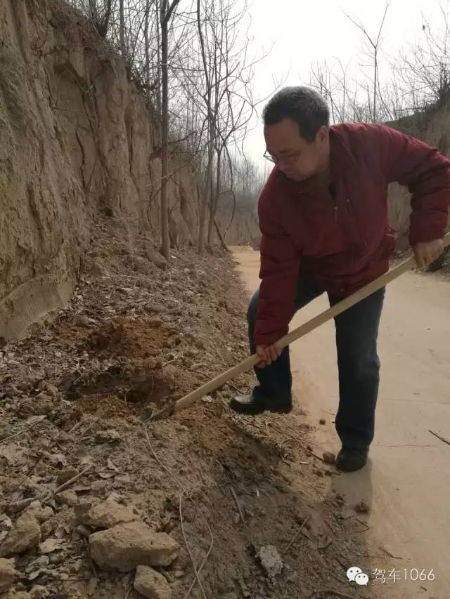 這大叔干起活也是很6呀！