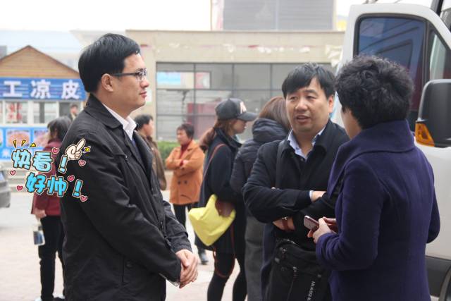 大BOSS徐紅曉總監(jiān)坐鎮(zhèn)，多方協(xié)調(diào)，HOLD住全場！