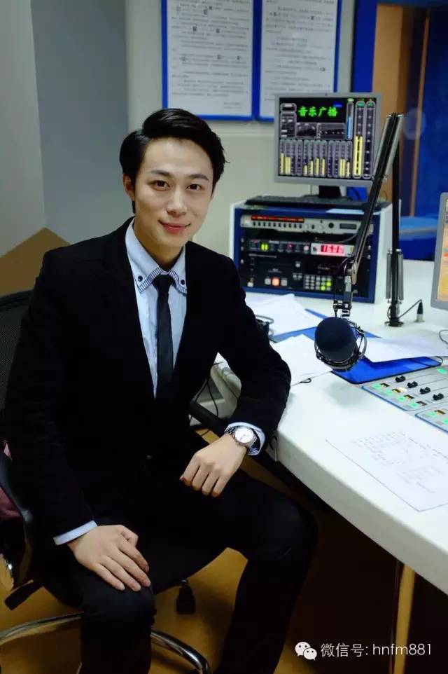 以及我們881的小鮮肉 — 思嘉??！