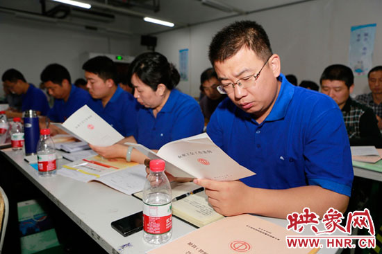 5月15日上午，全國總工會送教到基層-富士康工會干部（河南站）培訓(xùn)班在富士康鄭州科技園開班。