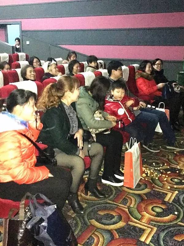 節(jié)日總是開(kāi)心的，媽媽寶寶永遠(yuǎn)是諸女神心中最?lèi)?ài)！