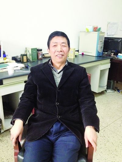 南京農(nóng)業(yè)大學(xué)麻辣教師性學(xué)課爆滿 爆經(jīng)典語(yǔ)錄