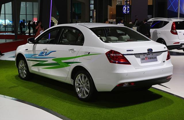 新帝豪電動(dòng)版將11月18日上市 續(xù)航260公里 新帝豪電動(dòng)版將11月18日上市 續(xù)航260公里