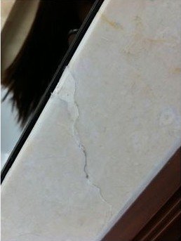 遠洋地產精裝房粗糙不堪業(yè)主質疑裝修標準“虛高”