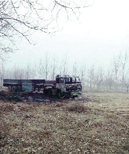 鋼材被偷，貨車被燒