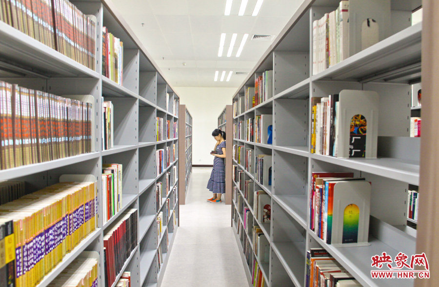 或站或坐，這里是獲取知識的好地方