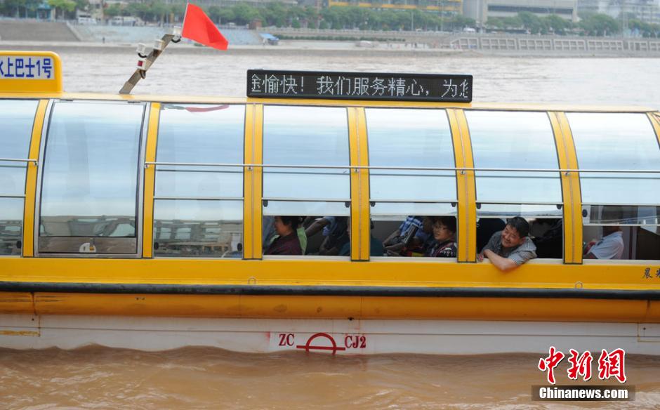 蘭州黃河水上公共巴士開(kāi)通
