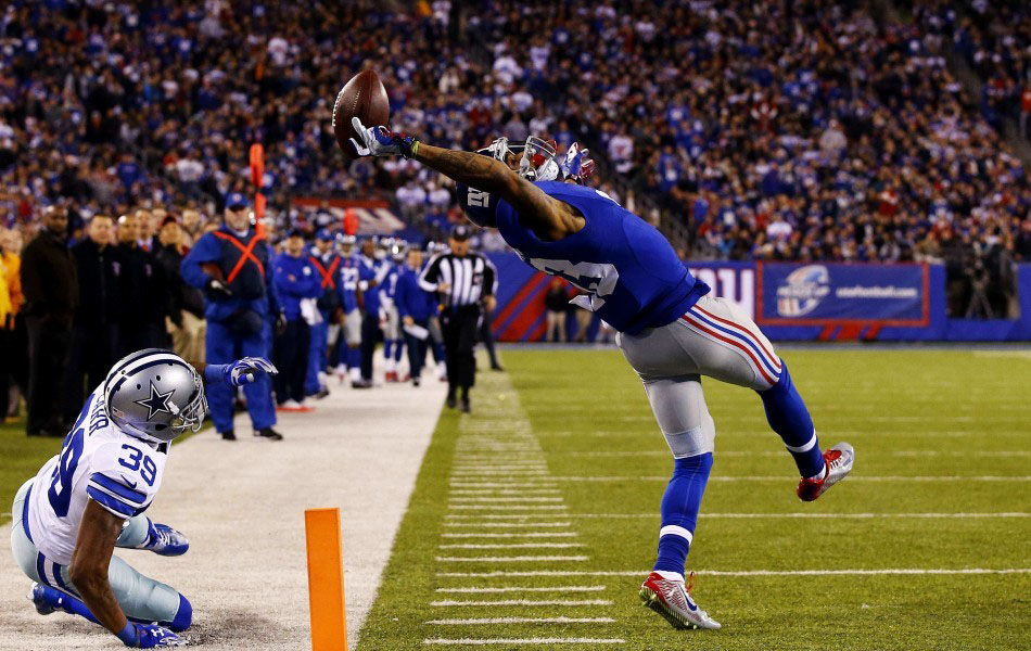 　單幅二等獎，單手接球。