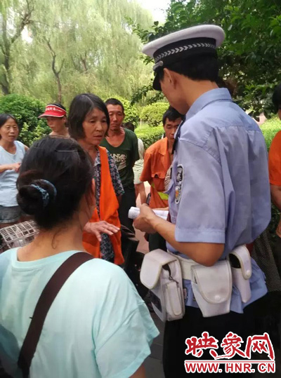 令人憤怒的是，這名老太太竟然報警說“她被環(huán)衛(wèi)工打了”