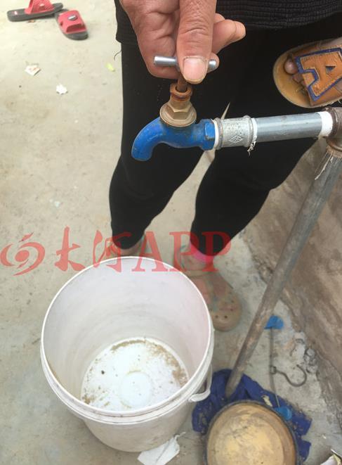 地下水位下降 ?？h一村莊3000多村民沒(méi)水吃