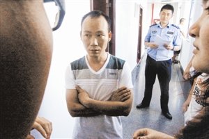 家屬沉默悲痛，不愿提起更多。