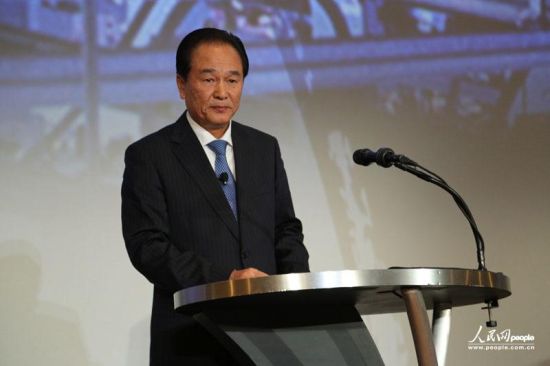 2013年11月5日，第四屆全球網(wǎng)絡(luò)空間合作峰會(huì)在美國斯坦福大學(xué)舉行，中國國務(wù)院新聞辦公室主任蔡名照