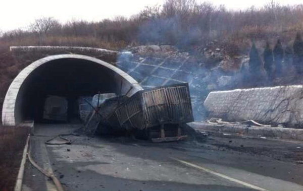 圖為事故現(xiàn)場。