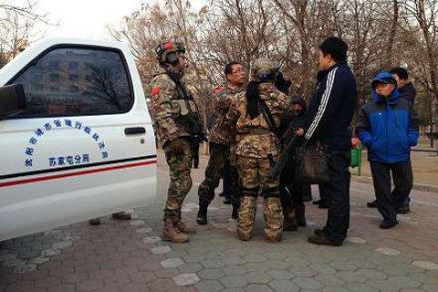 沈陽(yáng)城管開(kāi)公車打CS毆打記者 系臨時(shí)工已被開(kāi)除