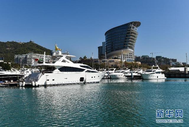 深圳公園用地圈起私人沙灘 對(duì)會(huì)員開(kāi)放會(huì)籍150萬(wàn)