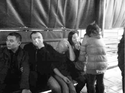 圖為打斗中受傷的武漢游客。