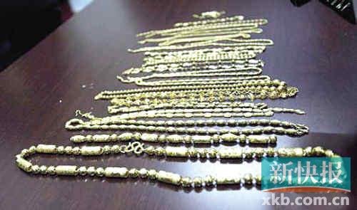 全國頭號(hào)搶劫案告破 嫌犯11次持槍搶劫金店(圖) 全國頭號(hào)搶劫案告破 嫌犯11次持槍搶劫金店(圖)