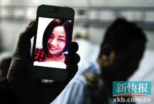 受傷之前的小蕓是一個(gè)漂亮的女孩。新快報(bào)記者畢志毅/攝