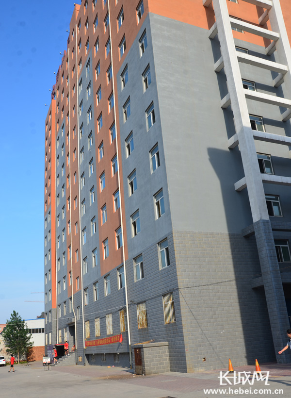 事發(fā)地。 長(zhǎng)城網(wǎng) 李艮春 攝