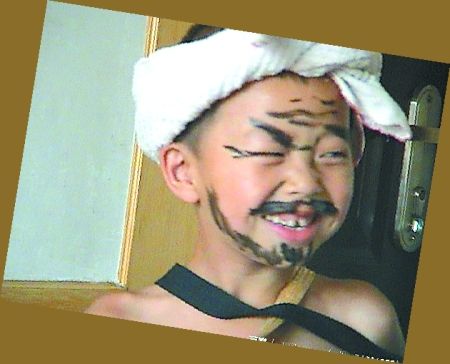 老鄉(xiāng)見老鄉(xiāng)，甭提多開心