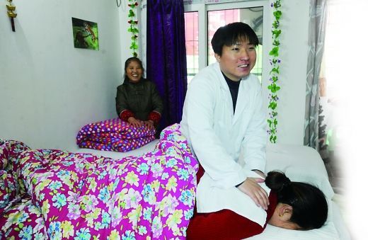 從失明絕望到振作開店，盲小伙陳冬經(jīng)歷重生