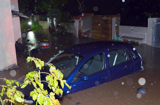 奧爾比亞市部分地區(qū)的水位已經(jīng)升至3米。