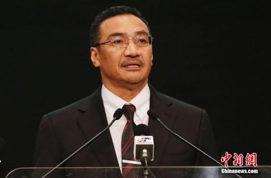 資料圖：3月25日，馬來西亞官方發(fā)布會(huì)在吉隆坡舉行。圖為馬來西亞代理交通部長(zhǎng)希山慕丁。