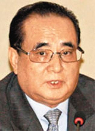 李秀勇曾照料金正恩兄妹。