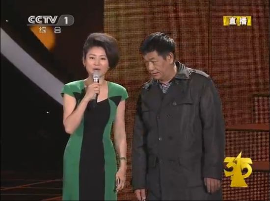 “雞蛋哥”來到央視315晚會(huì)現(xiàn)場(chǎng)。