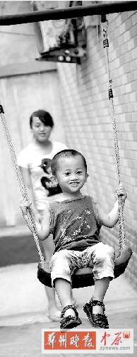 張麗梅說，兒子的每張笑臉，都會讓自己看到希望。