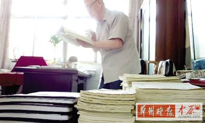 　　老人寫日記要申請吉尼斯紀(jì)錄