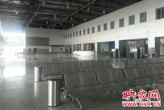 鄭州新客運(yùn)北站候車大廳。