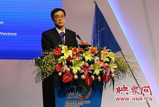 鄭州航空港區(qū)管委會主任張延明。