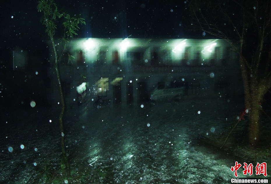 貴州省貴定縣鐵廠鄉(xiāng)遭受百年來最嚴(yán)重的冰雹災(zāi)害：造成直接經(jīng)濟(jì)損失1473萬元。