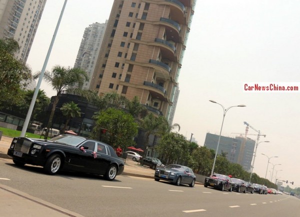 最貴婚車(chē)總價(jià)超1億 處女新娘真容首現(xiàn) 最貴婚車(chē)總價(jià)超1億 處女新娘真容首現(xiàn)