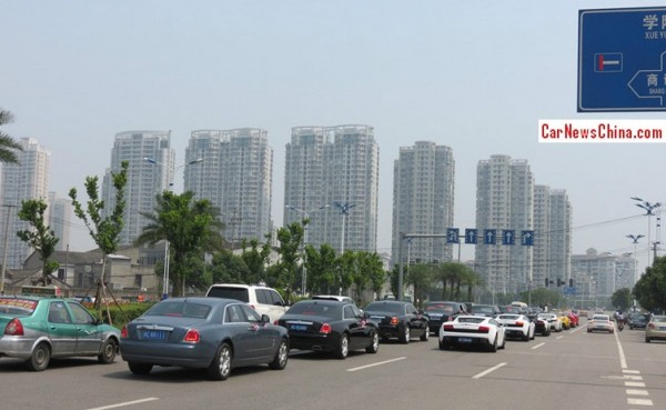 最貴婚車(chē)總價(jià)超1億 處女新娘真容首現(xiàn) 最貴婚車(chē)總價(jià)超1億 處女新娘真容首現(xiàn)