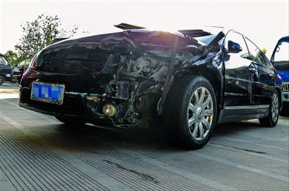 大學(xué)生撞死5名養(yǎng)護(hù)工案開庭 大學(xué)生撞死5名養(yǎng)護(hù)工案開庭