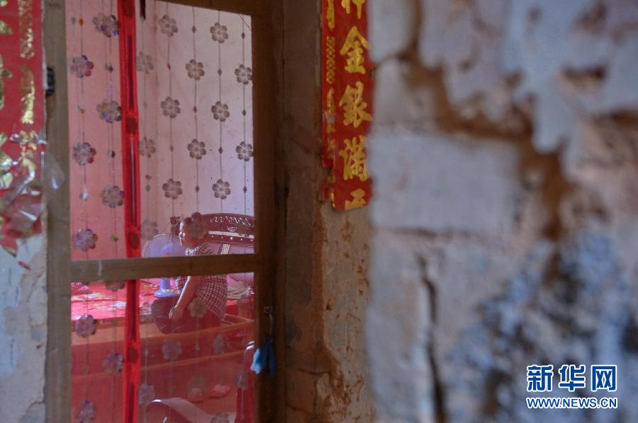 農(nóng)場棚戶區(qū)的最后留守家庭：留下的是回憶，迎來的是幸福