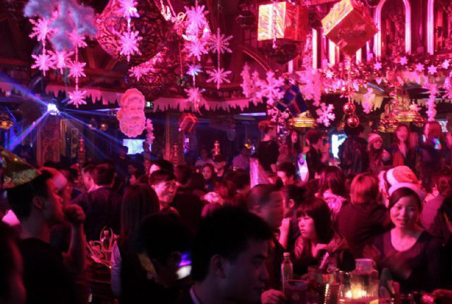 再不狂歡就老了！鄭州圣誕狂歡大攻略