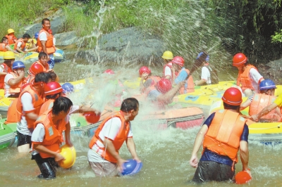 端午節(jié)，購(gòu)漂流可免費(fèi)暢游豫西大峽谷