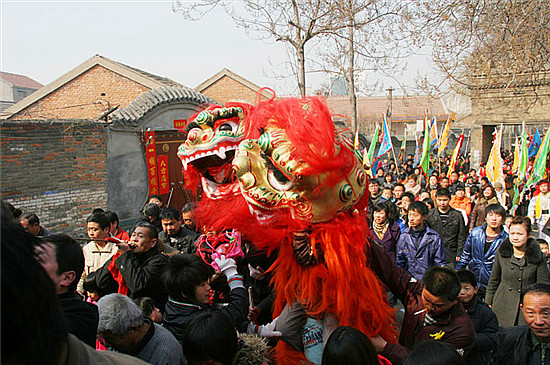 過大年 逛廟會(huì)——鶴壁?？h社火古廟會(huì)戲耍攻略