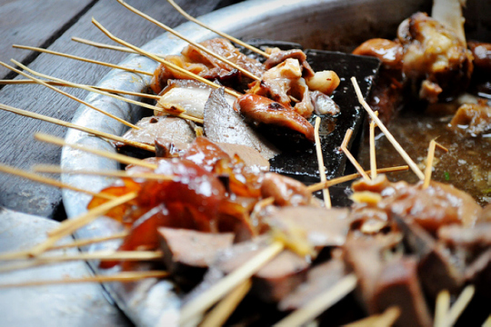 緬甸，繽紛的街邊平民小吃