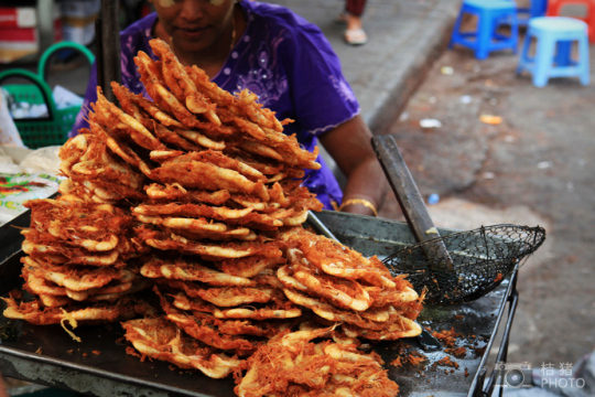 緬甸，繽紛的街邊平民小吃