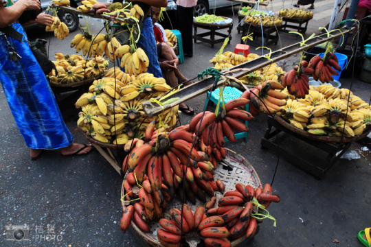 緬甸，繽紛的街邊平民小吃